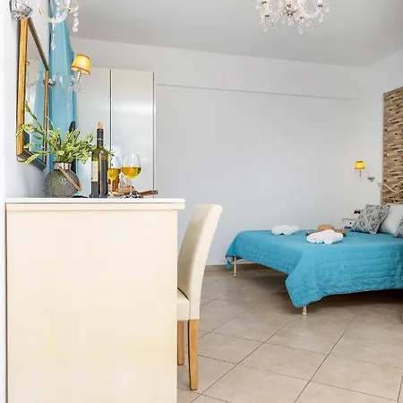 アパート Kallisti