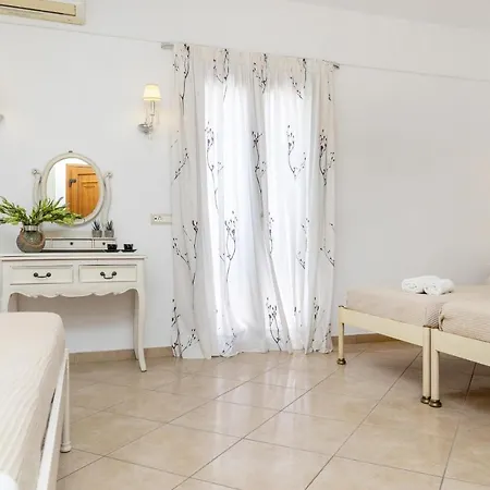 Kallisti Apartment *