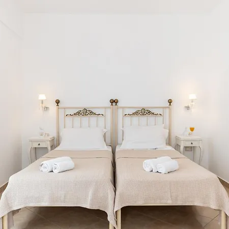 Kallisti Apartment *